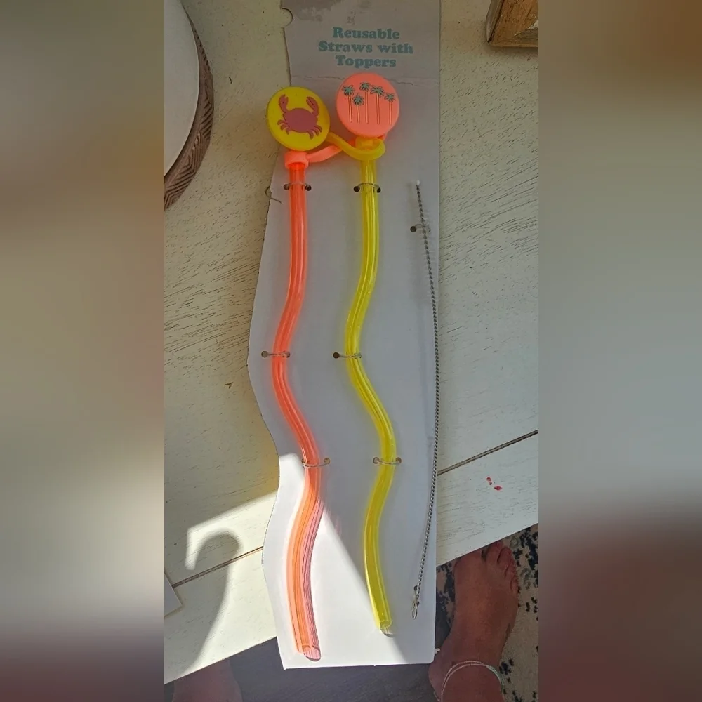 Sun Squad Beach Towel Clips - Yellow and Pink